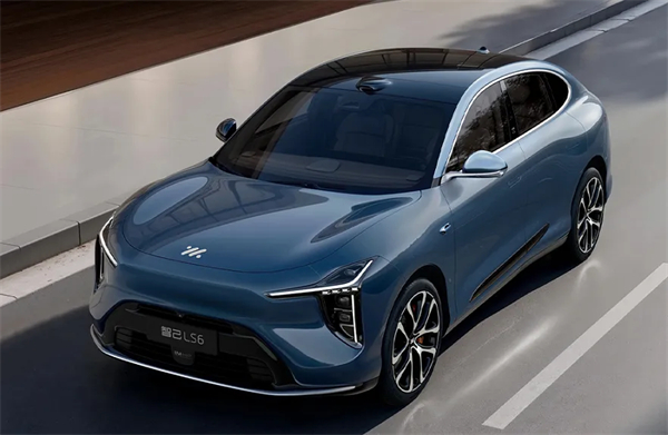 刚过去的一个月 上汽启幕了一场声势浩大的产品和技术的密集发布